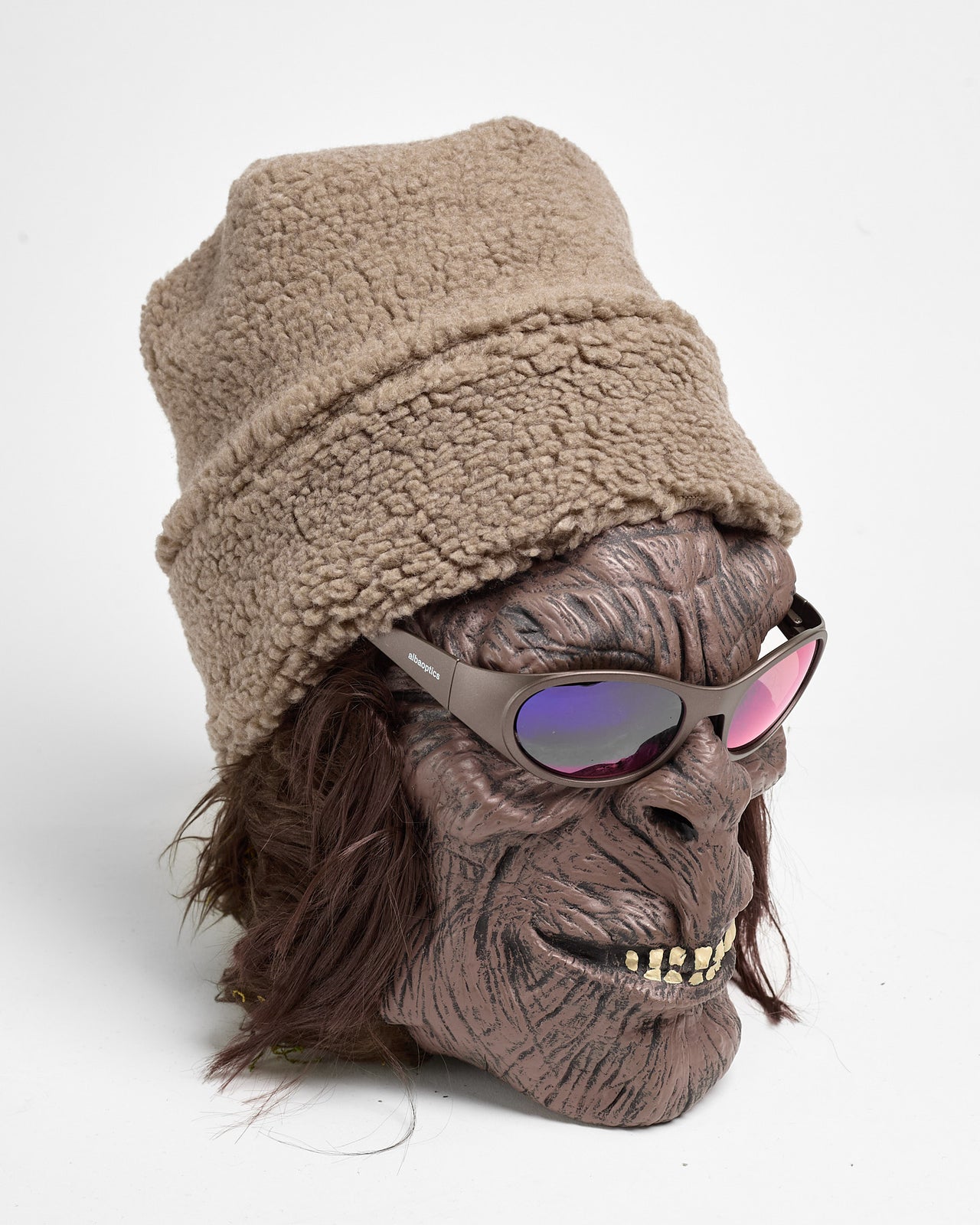 Fur Ball Beanie in Mocha