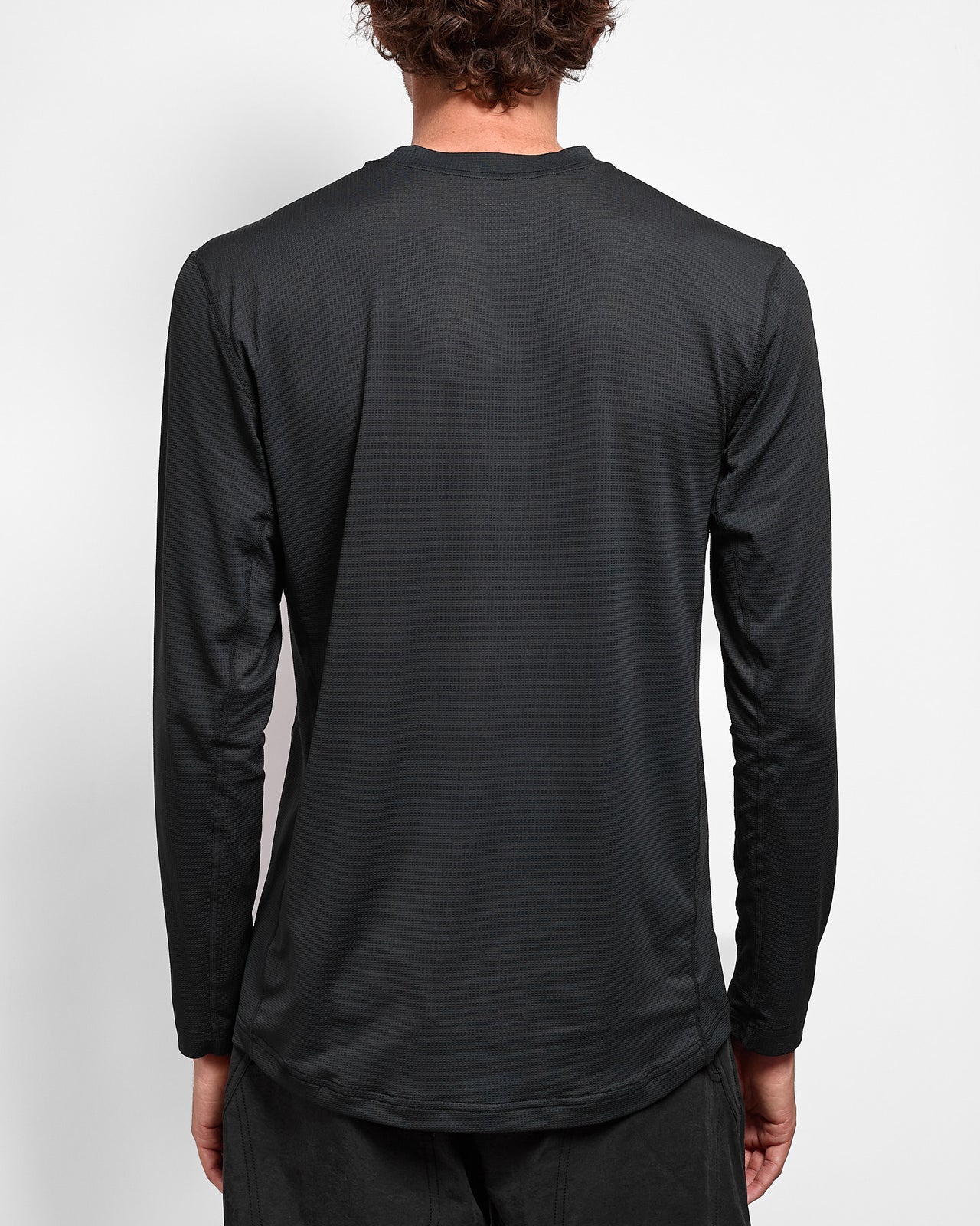 Ultra Longsleeve in Black