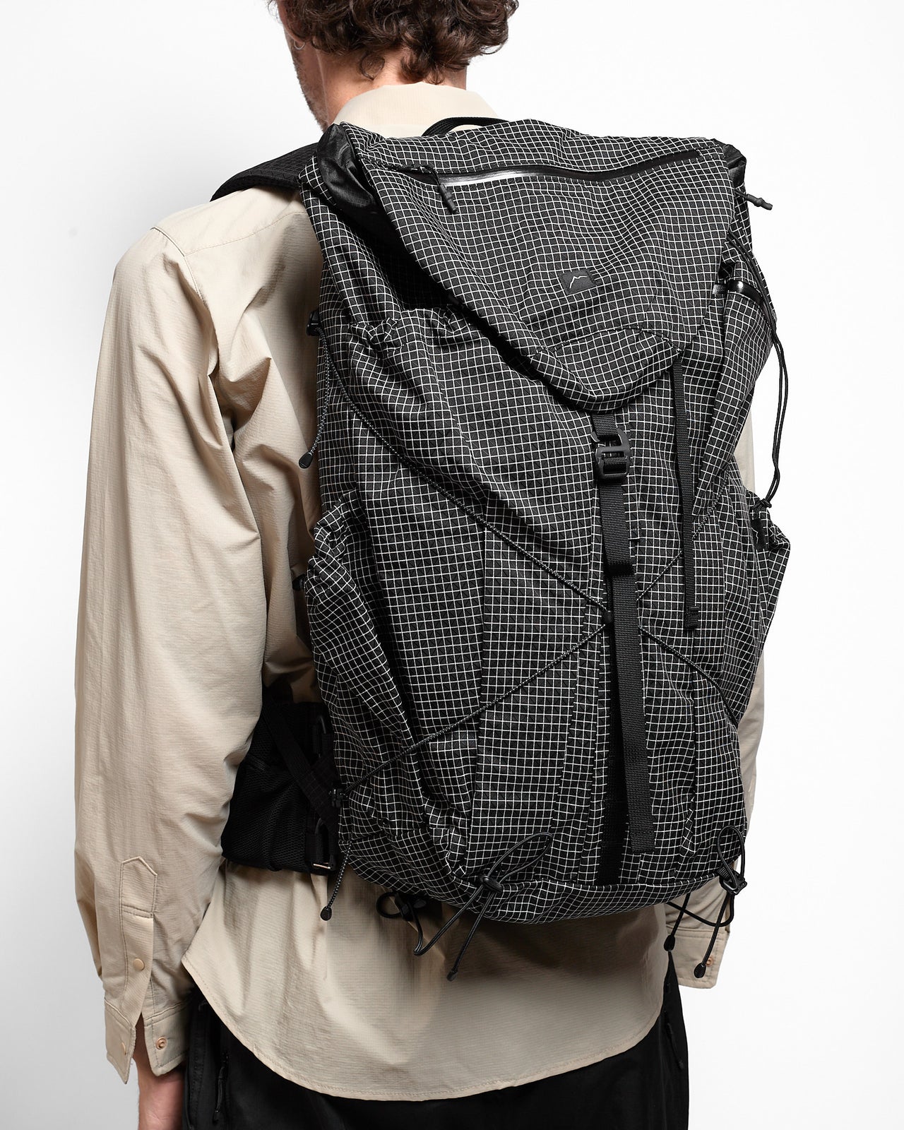 Juheul Grid in Black