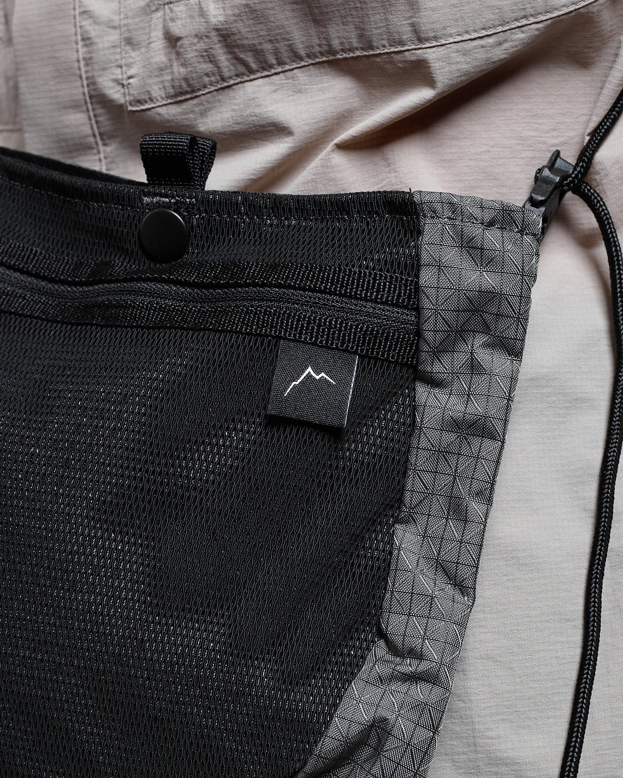 Seorak 2 B-Grid in Grey