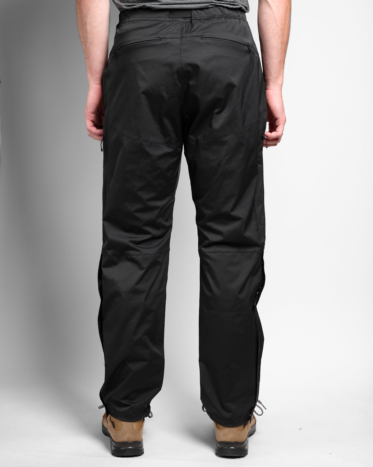 Line Pocket Pants in Black