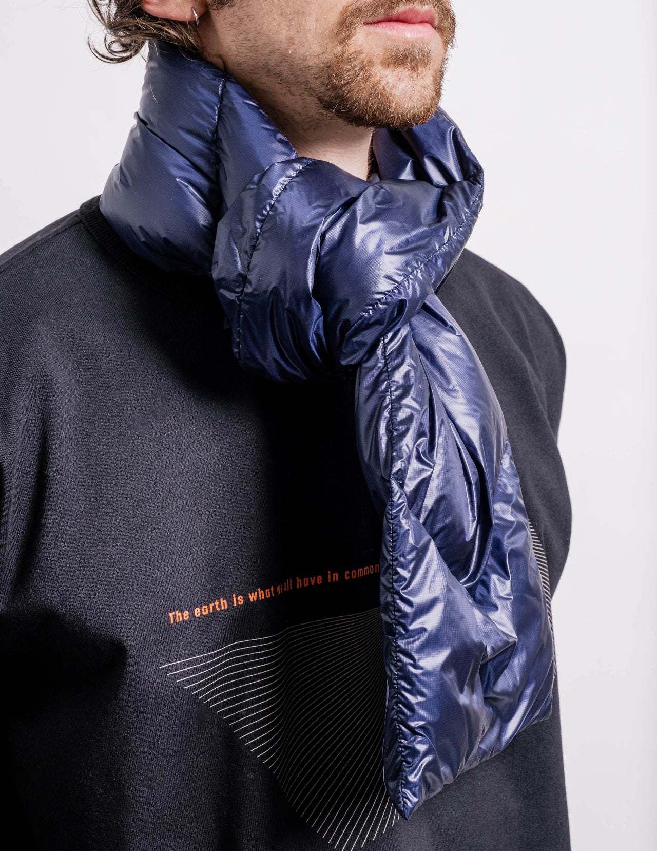 Portable Light Down Muffler in Navy