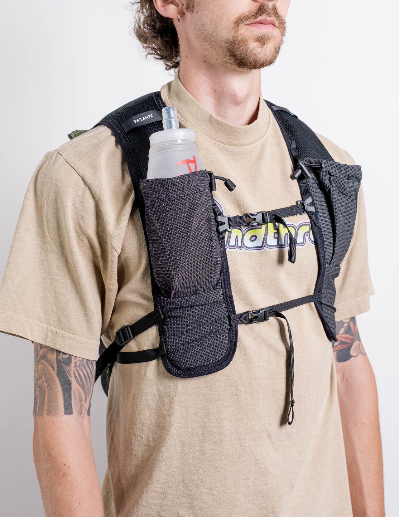 The Joey Pack w/Pad+Sleeve in Black Gridstop/Lichen Mesh