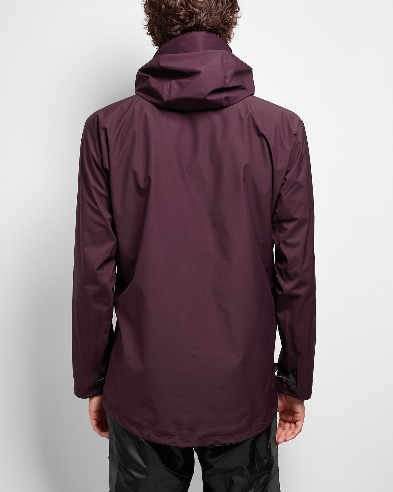 M's Asynja Jacket in Amaranth Red