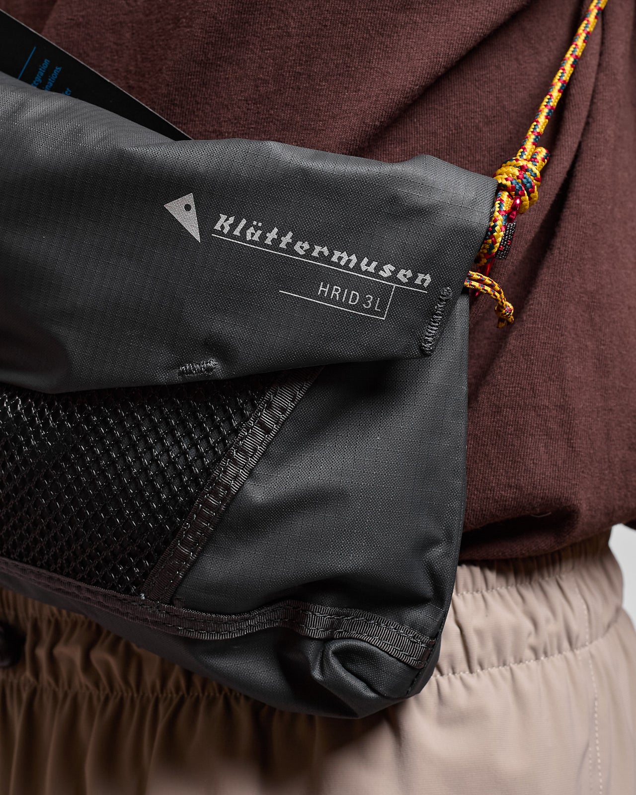 Hrid 3L Waterproof Accessory Bag in Raven