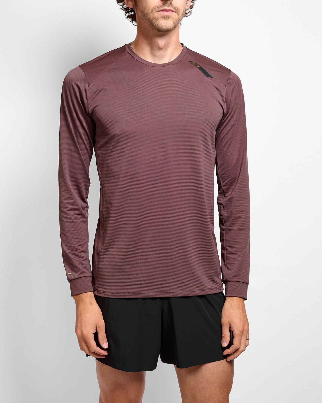 Long Sleeve Tech T in Dark Taupe
