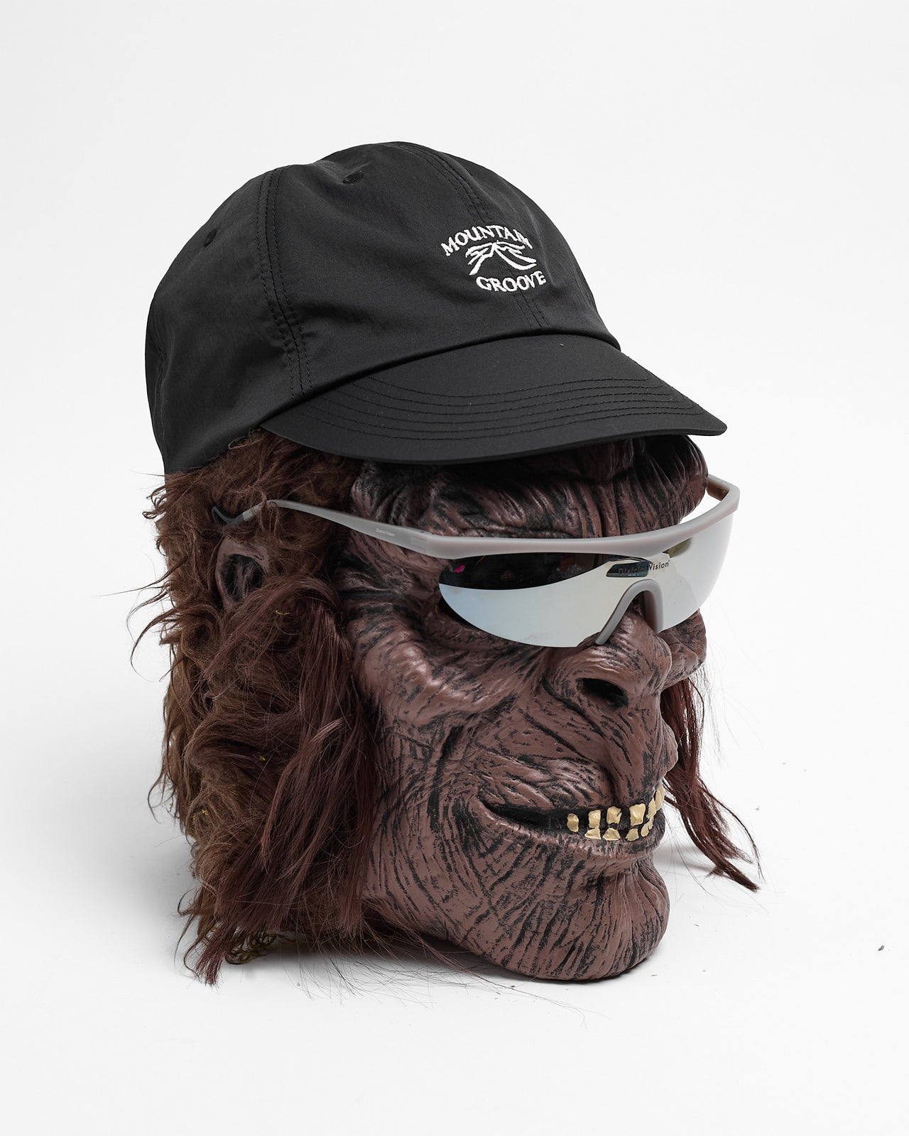 Mountain Groove Cap in Black