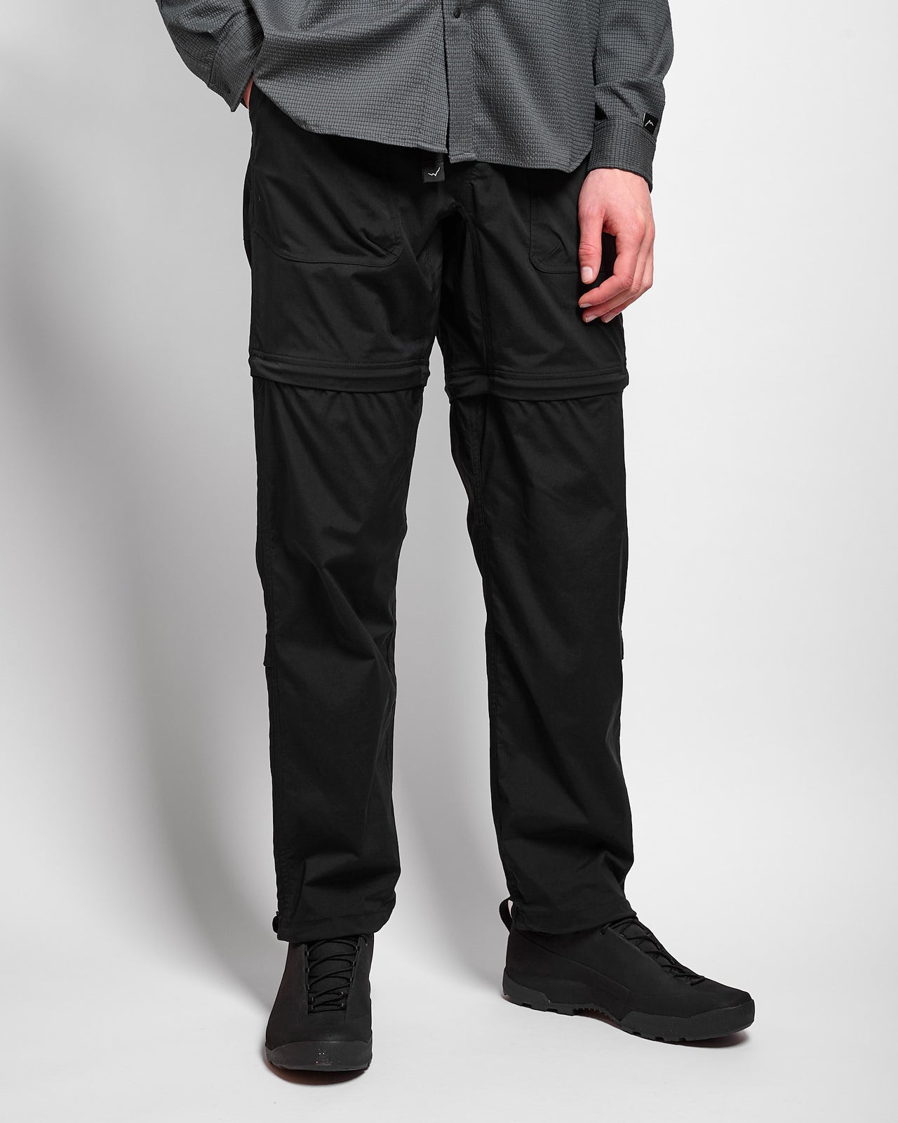 2 Way Hiking Pants in Black