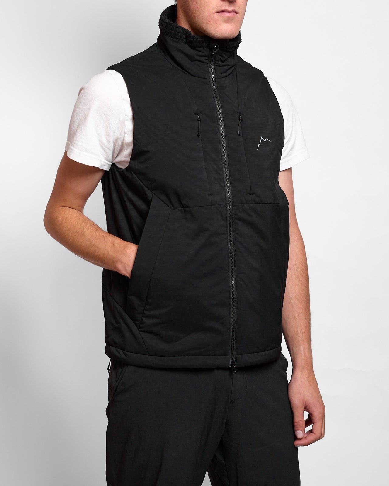 Nylon Insulation Vest in Black
