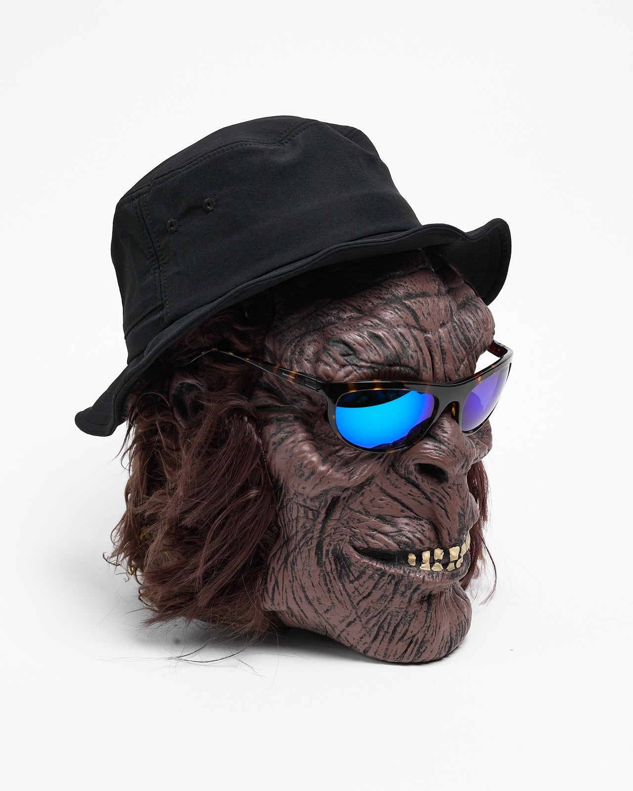 Water-Repellent Stretch Hat in Black