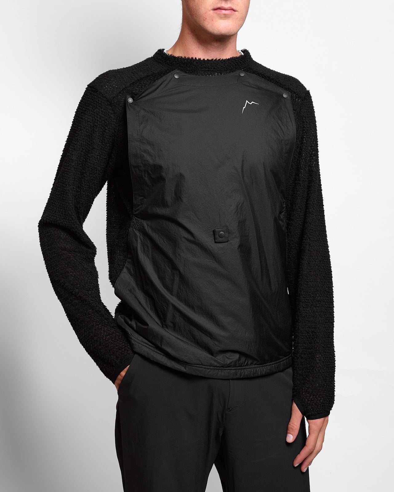 Detach Wind Alpha Pullover in Black