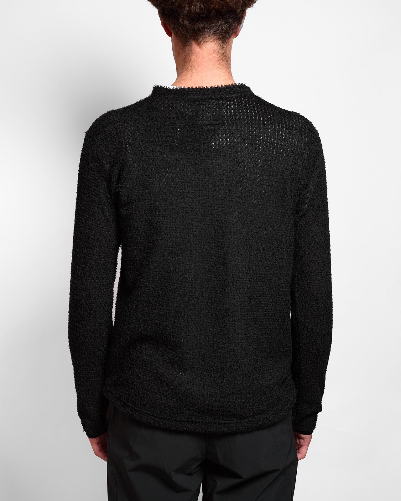 Detach Wind Alpha Pullover in Black