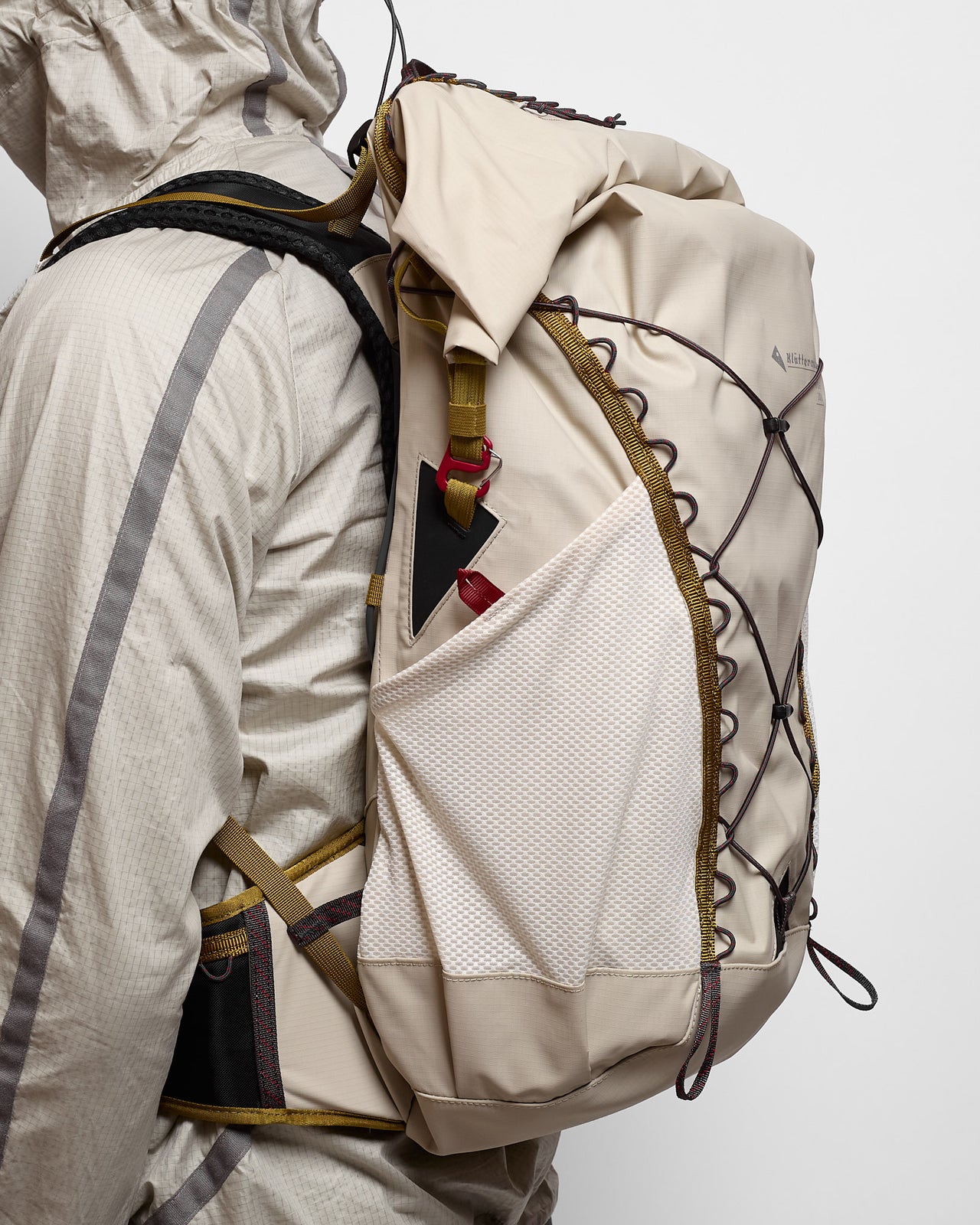 Vide Backpack 30L in Silver Creme