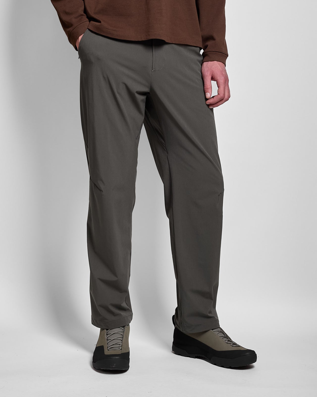Acre Light Pant in Beluga