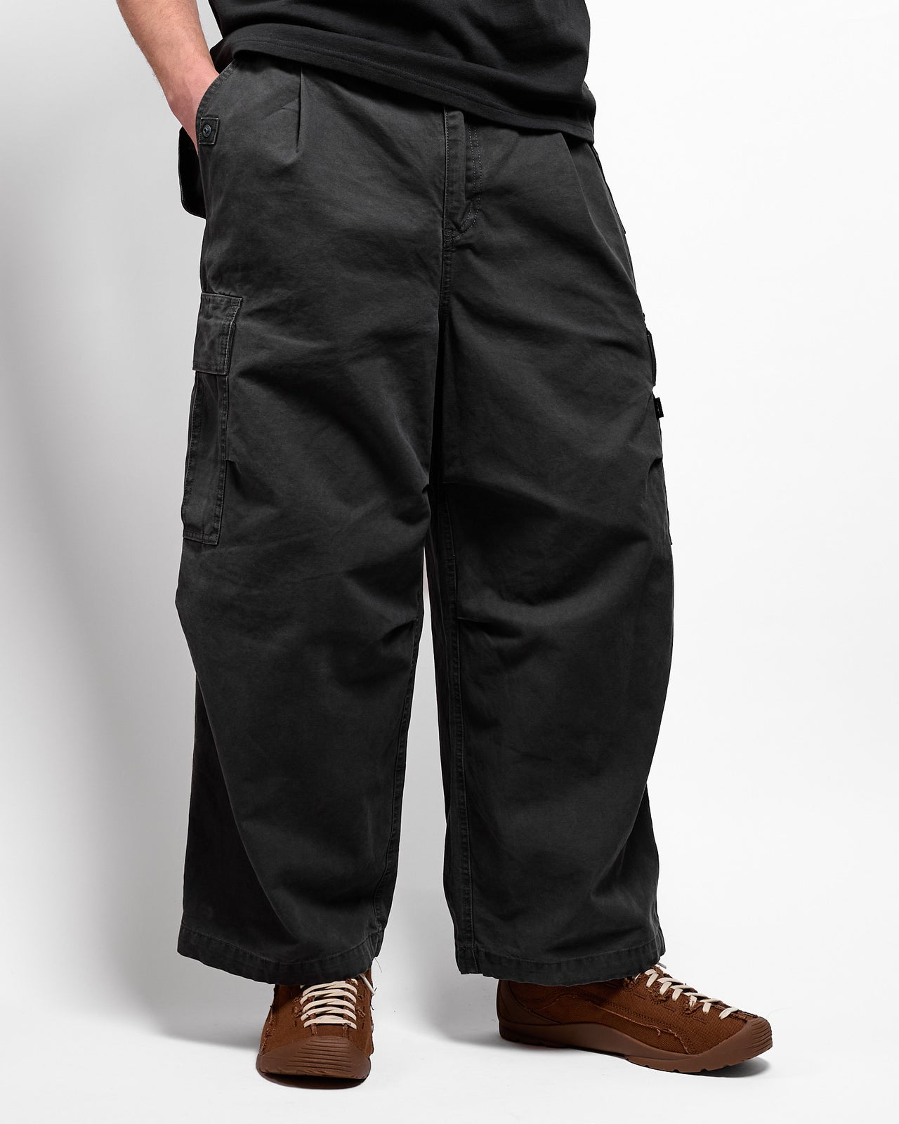 Light Canvas Manatrooper Pant in Charcoal