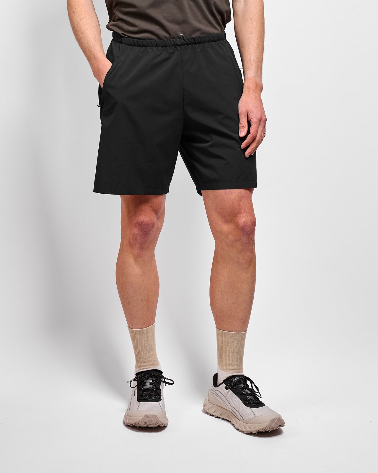 Pace Light Shorts in True Black