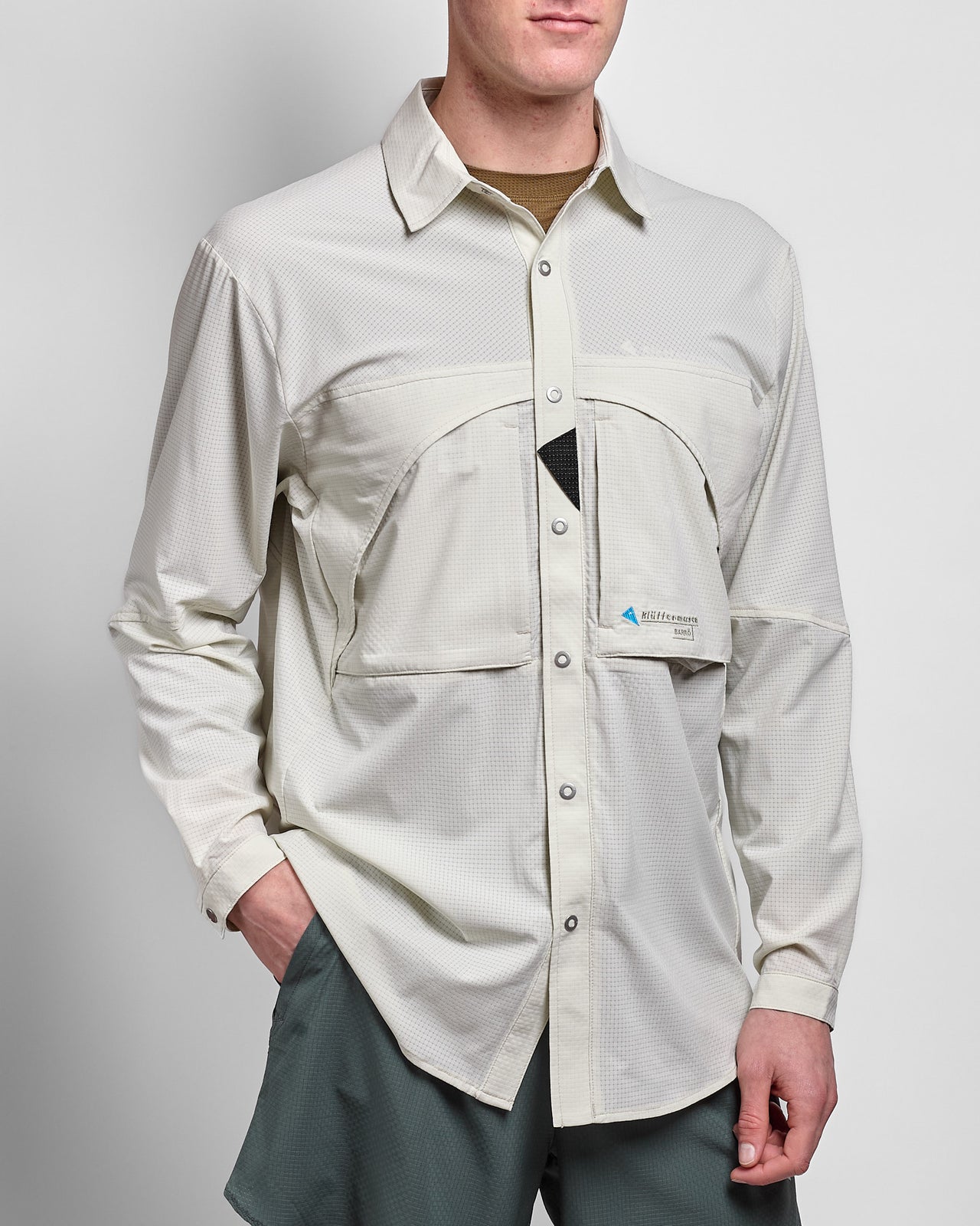 Barrö LS Shirt in Cristal Green