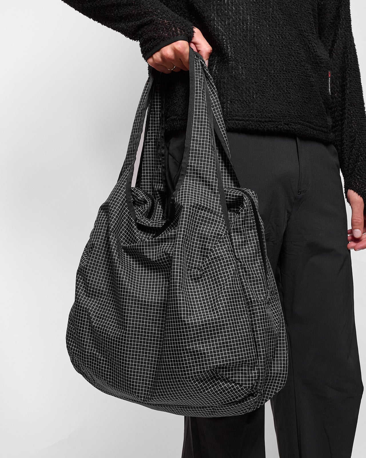 Shell Tote in Grid Black