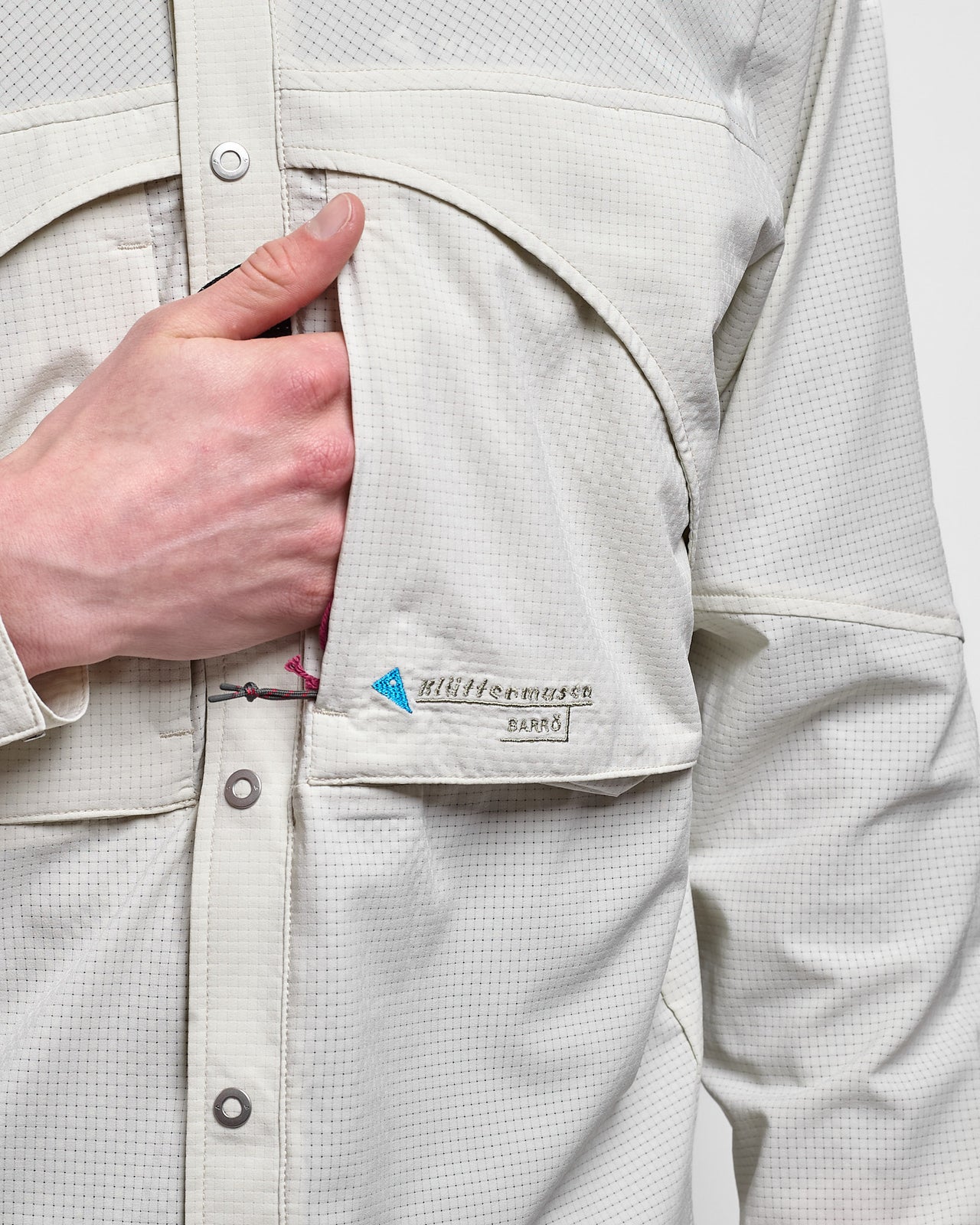 Barrö LS Shirt in Cristal Green