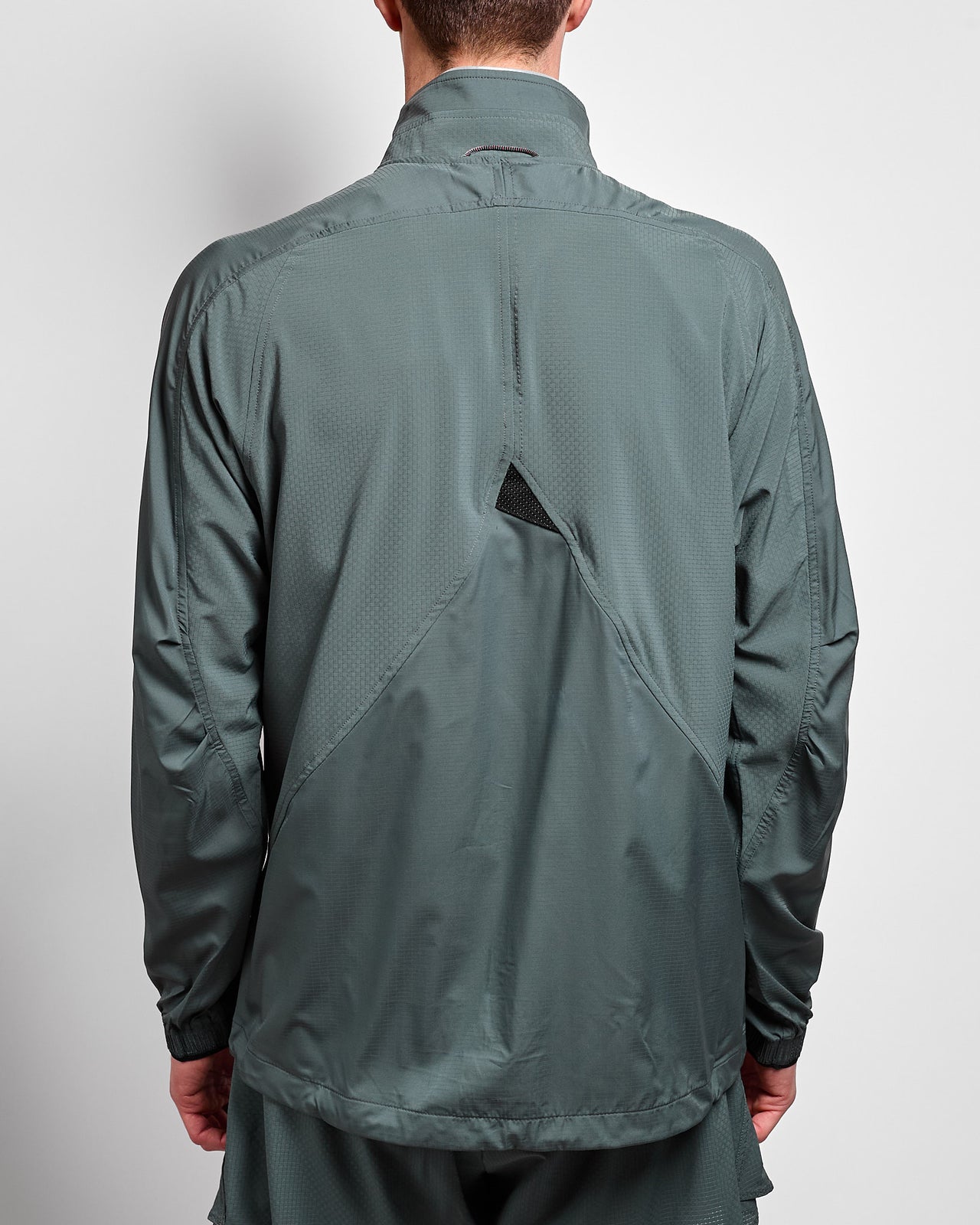 Vingner Anorak in Dark Deal