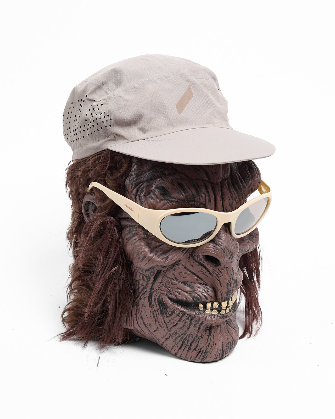 Run Cap in Warm Grey