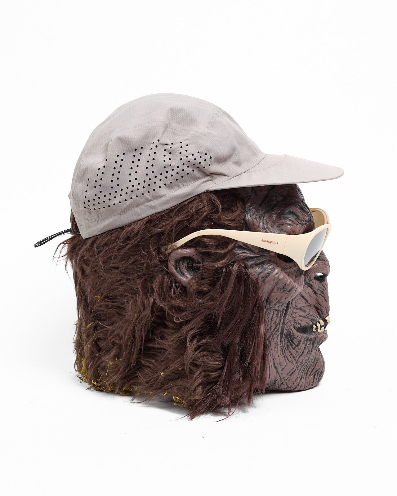 Run Cap in Warm Grey