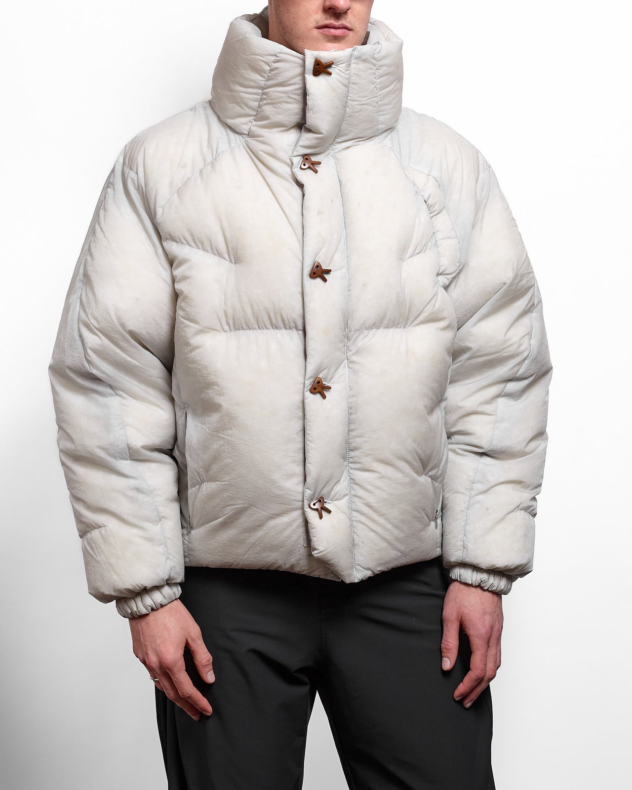 UDD DX Articulated Down Jacket in Cement