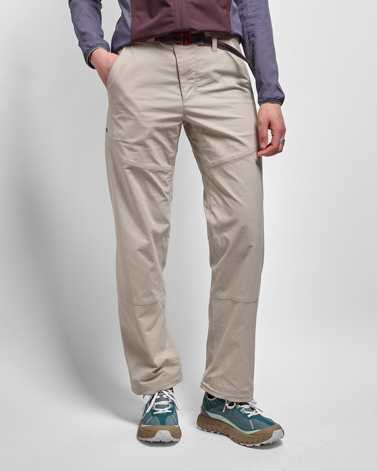 W's Asar Pants in Fossil Tan