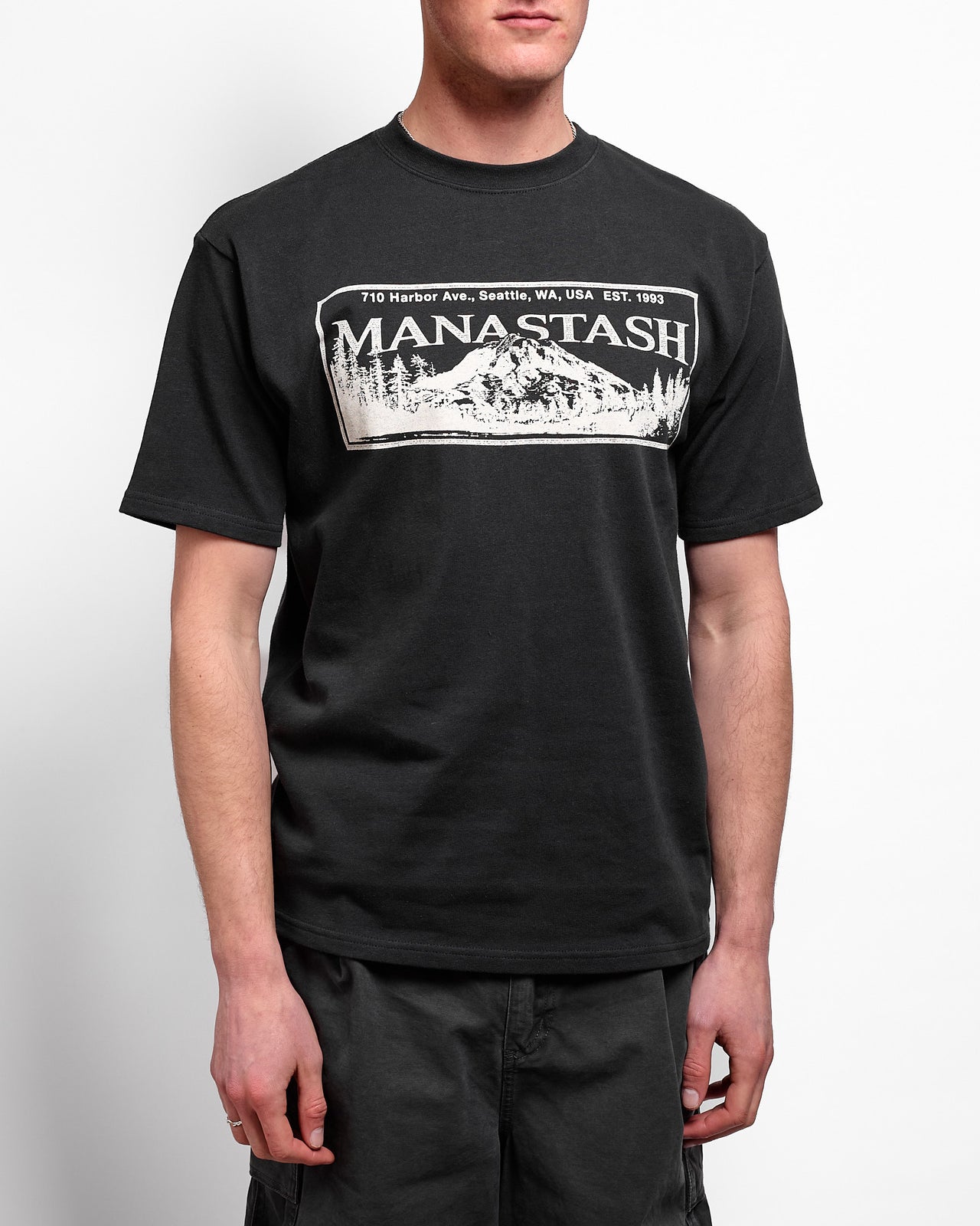 Hemp Ridge Tee in Black