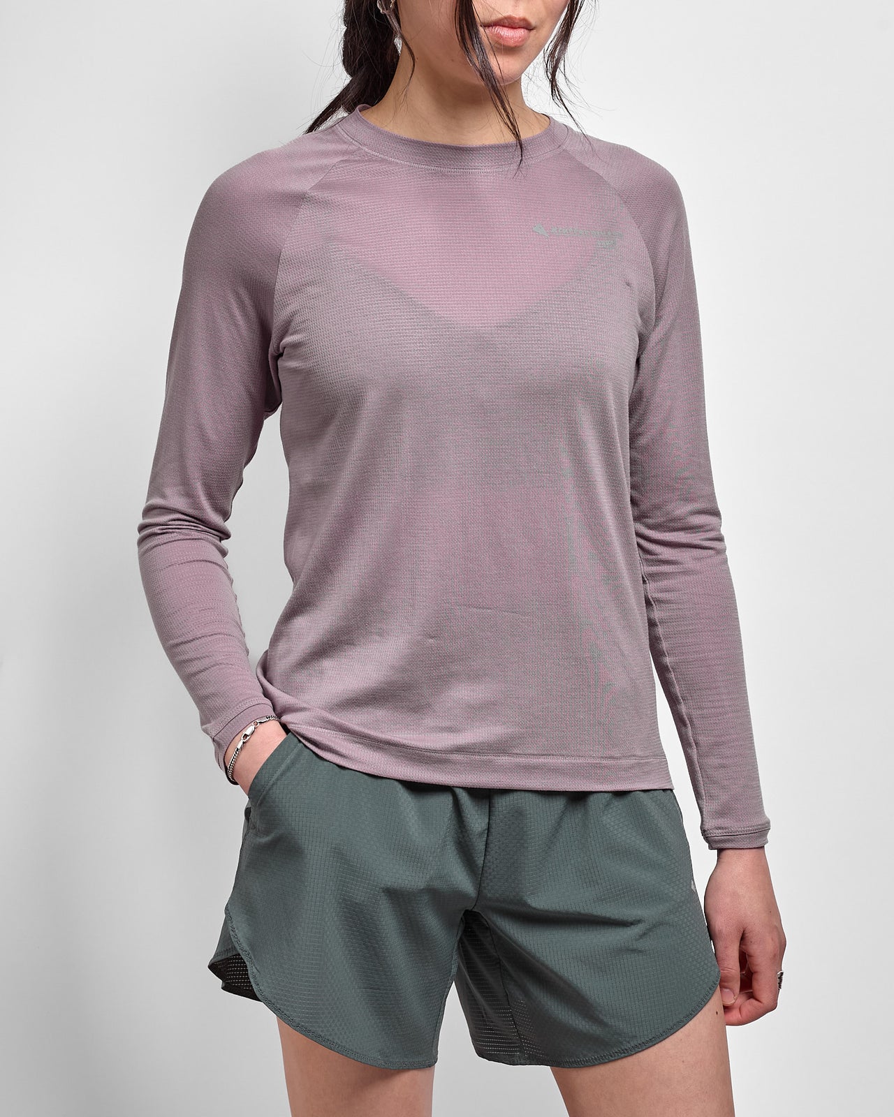 W's Groa LS Tee in Purple Dove