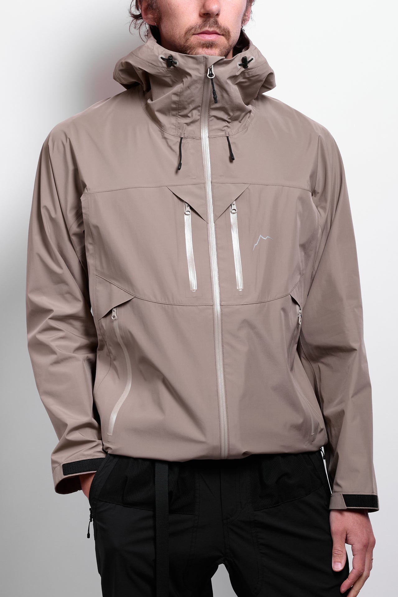 Light Shield Jacket 2 in Beige