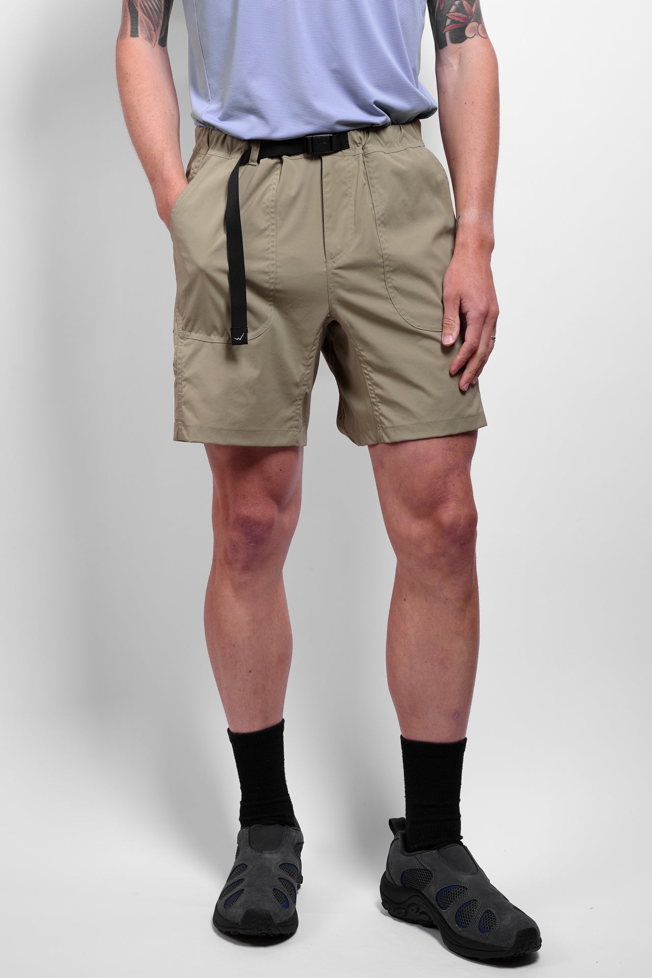 6 Pocket Hiking Shorts in Olive