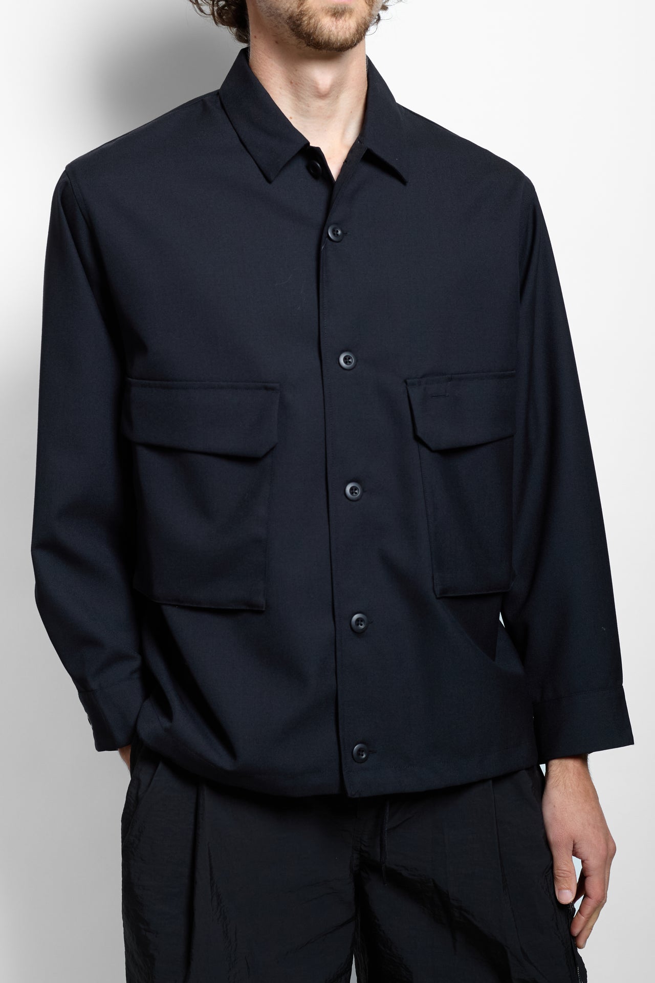 Hybrid Wool Shirt in Black