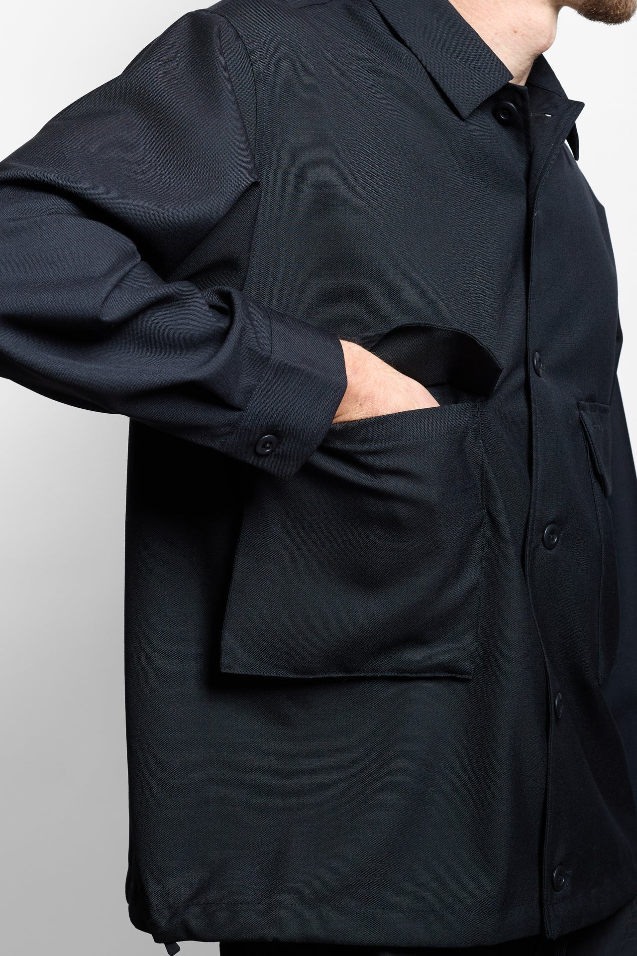 Hybrid Wool Shirt in Black