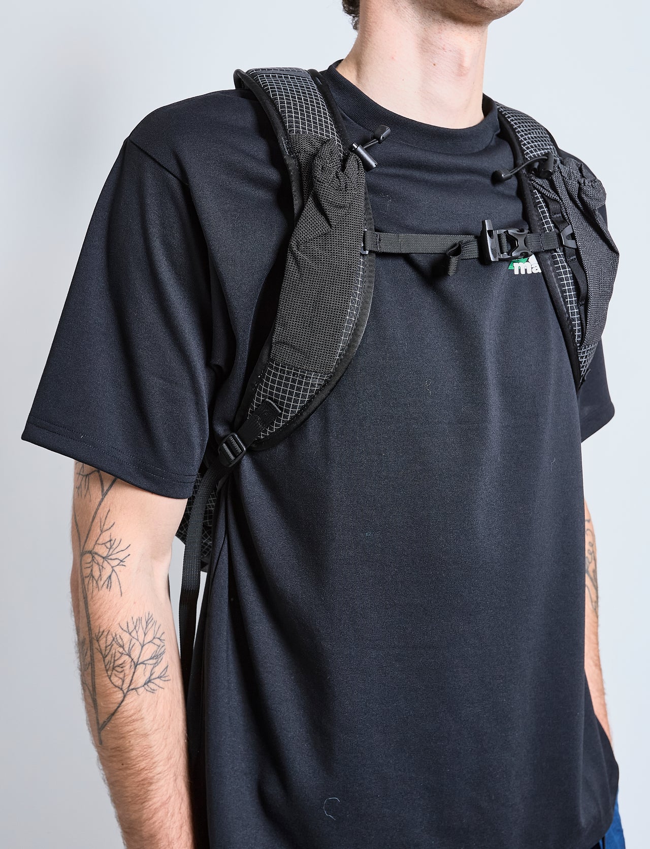 Ultralight in Black Robic