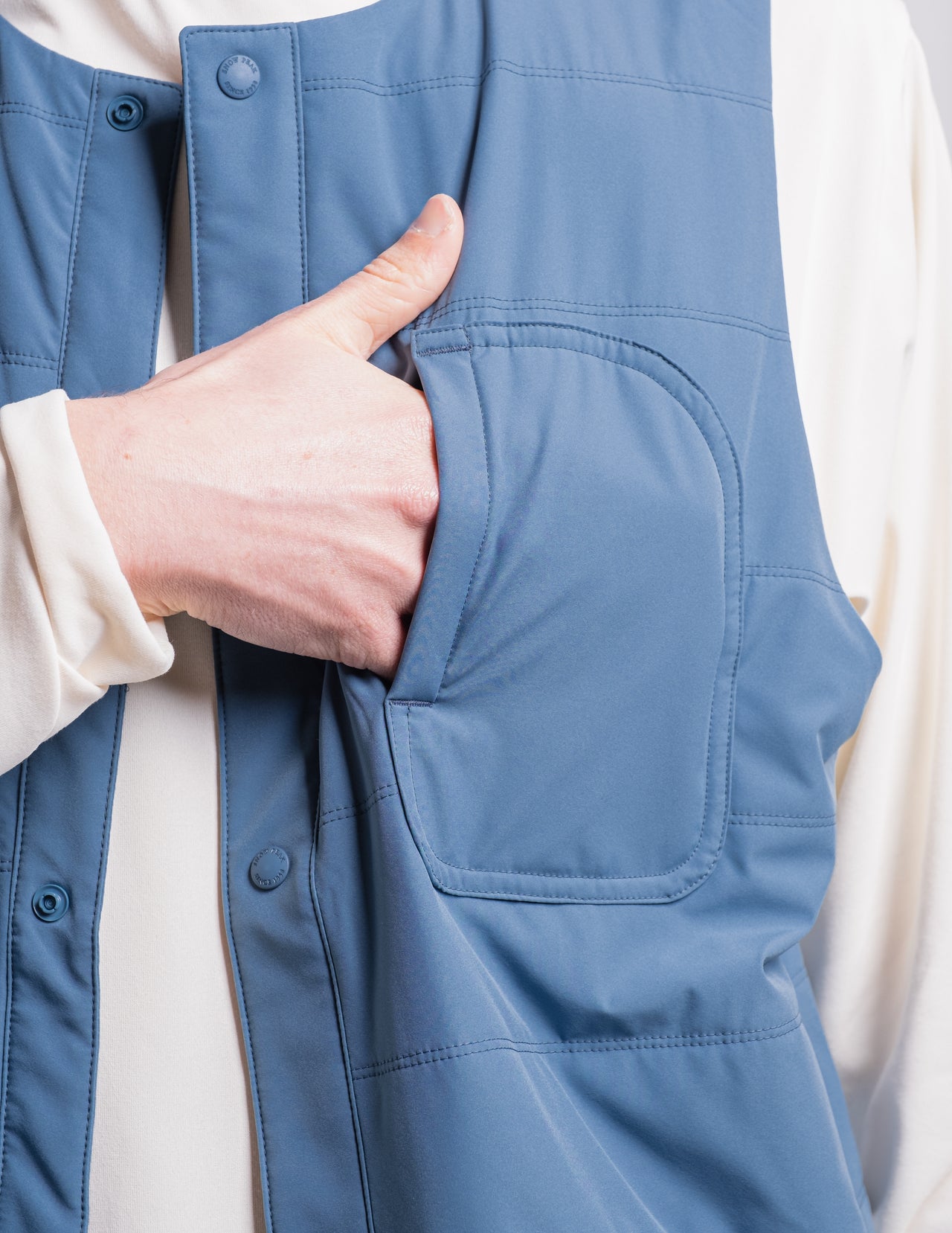 Flexible Insulated Vest in Light Blue