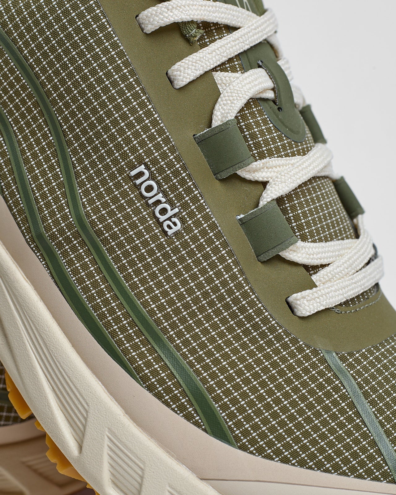 norda 002 in Sage