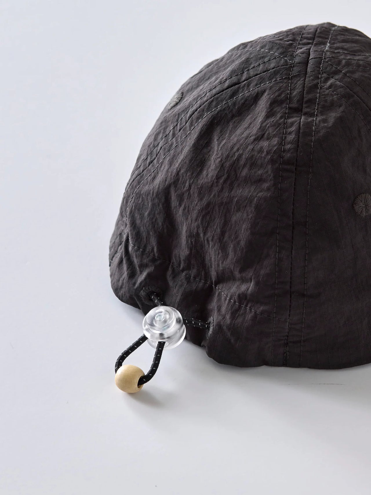 EQ-115PA P_Article Crew Hat in Carbon