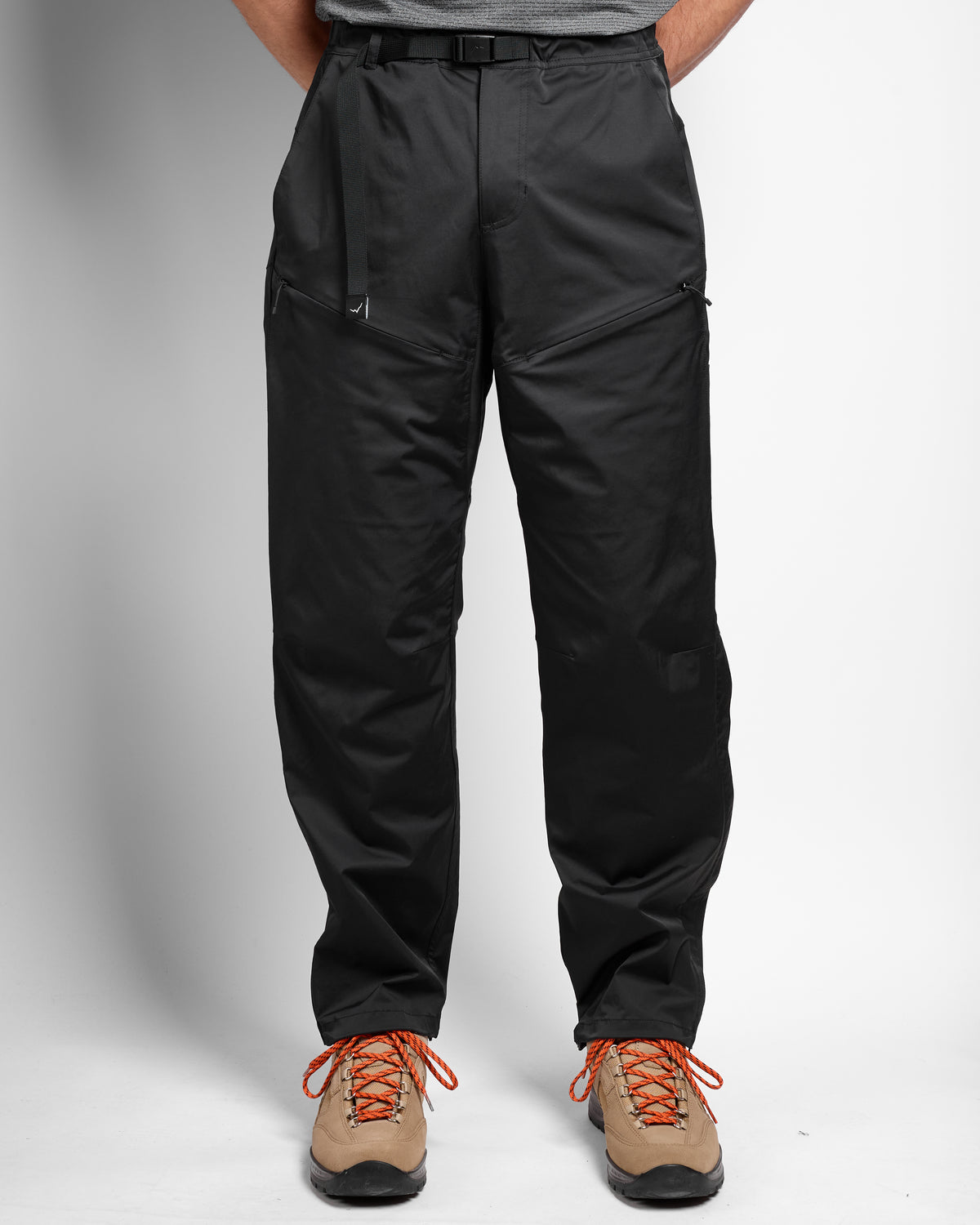 Line Pocket Pants in Black