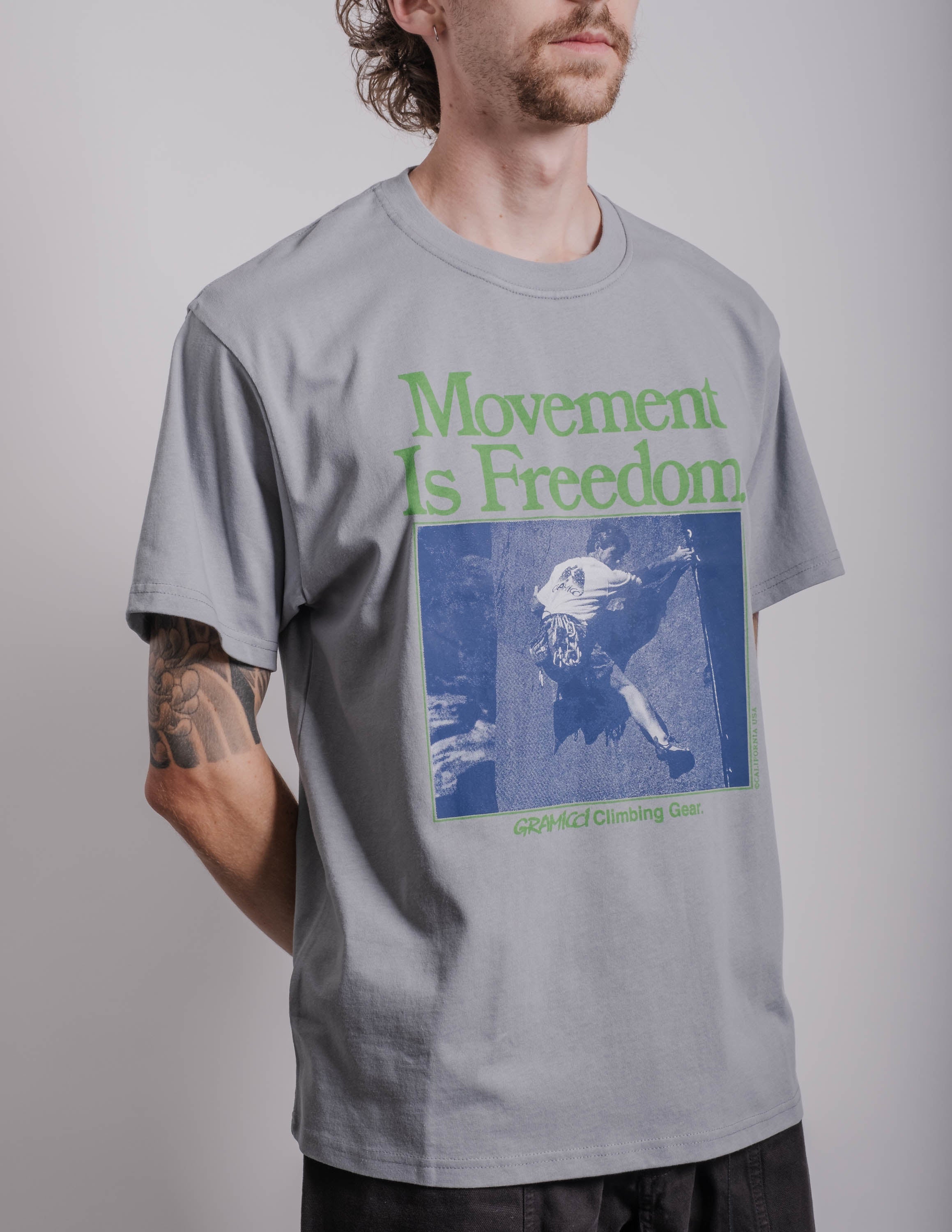 Movement Tee in Slate