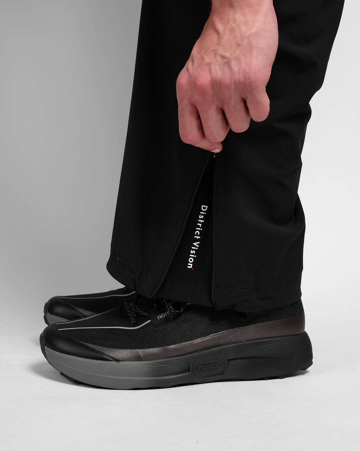Performance Lab Track Pant in Black