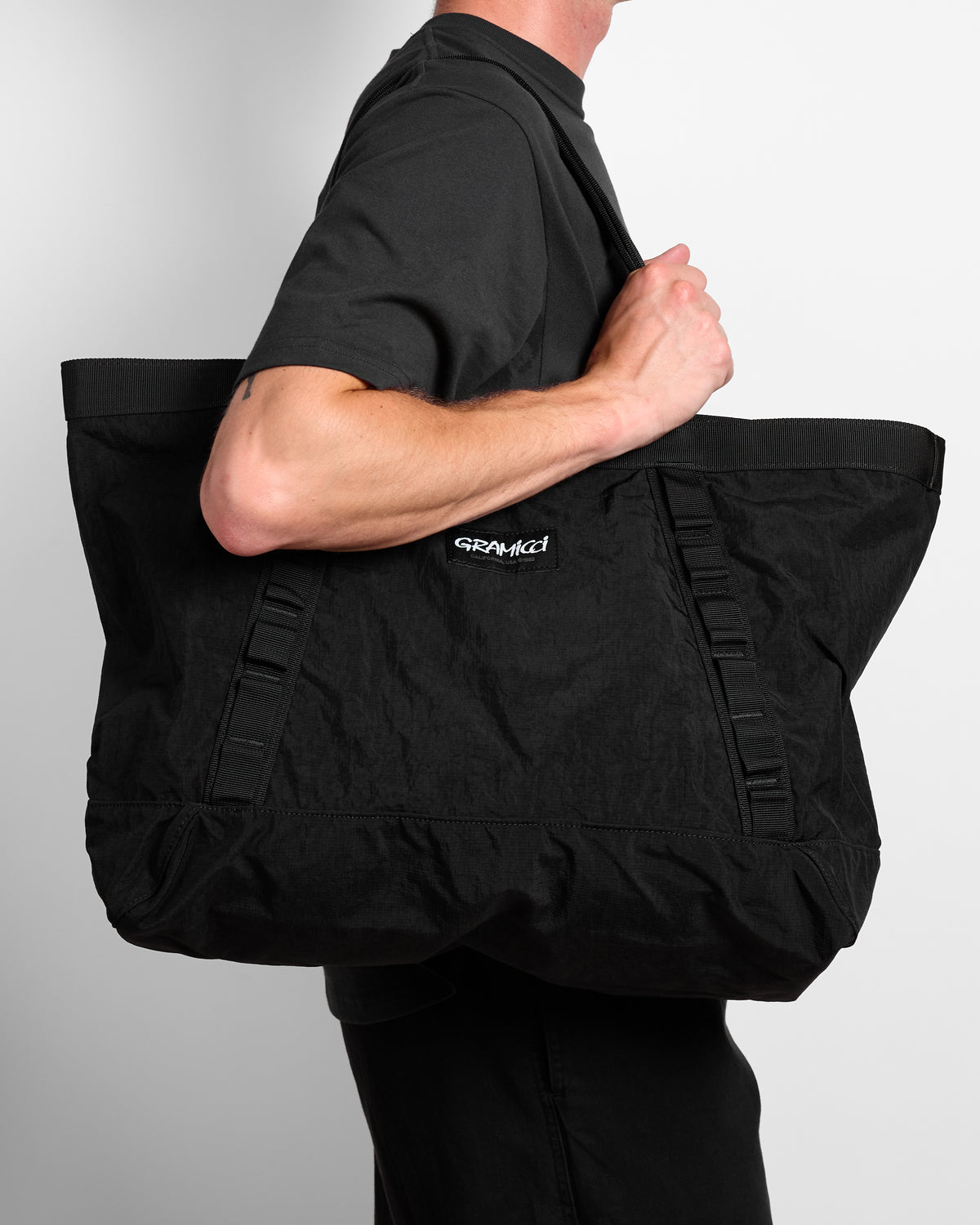 Climbing Tote in Black
