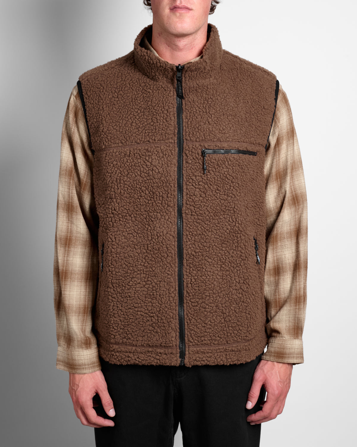 Reversible Sherpa Vest in Dark Brown/Black