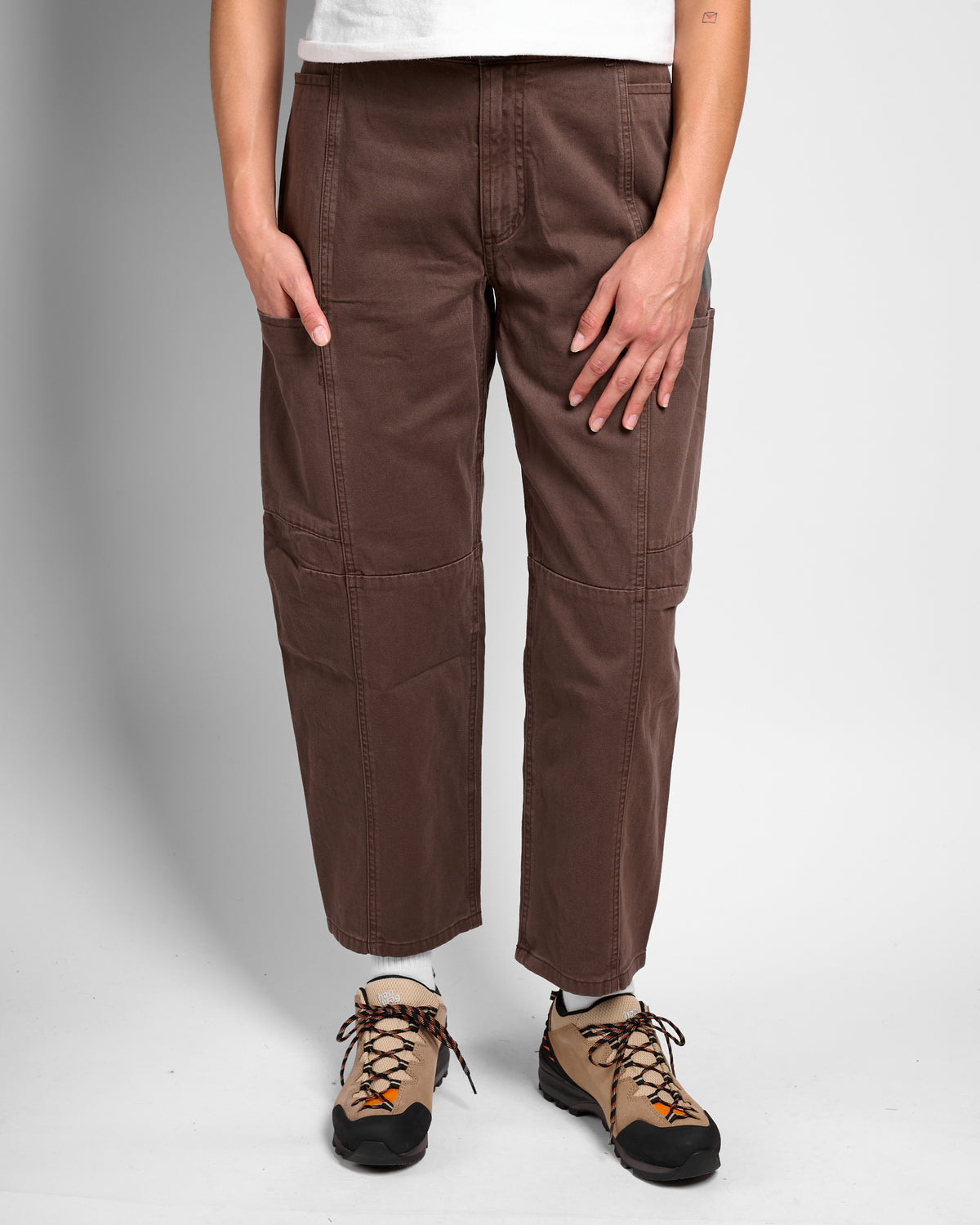 W's Voyager Pant in Brown Pigment