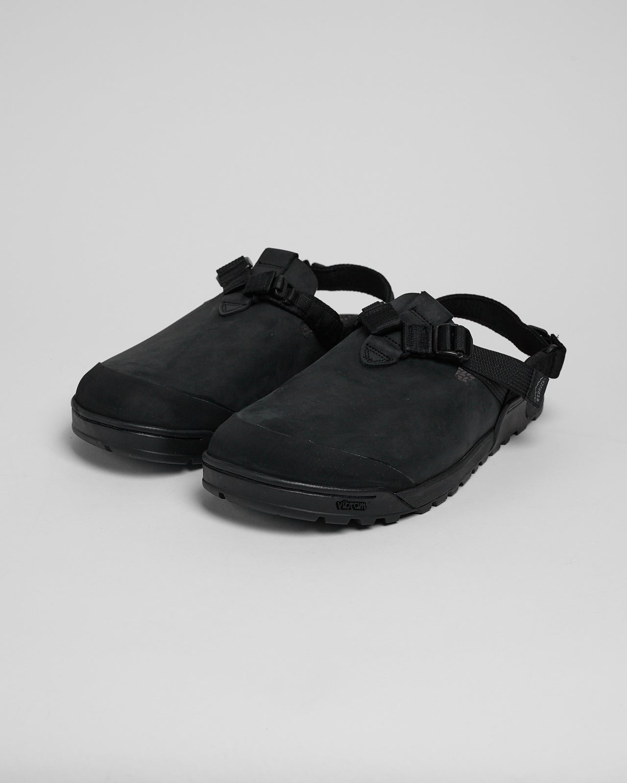 Mountain Clog in Obsidian Dark Gray Nubuck Leather