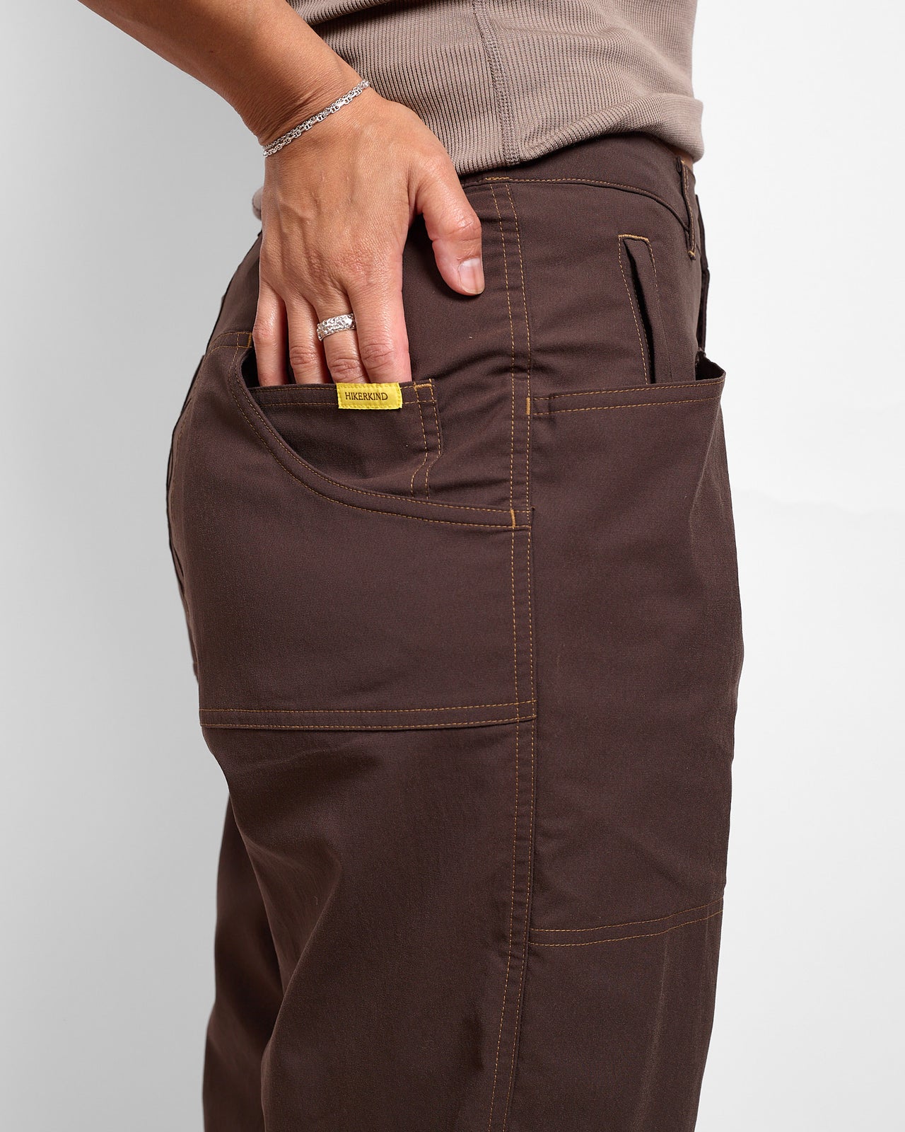 8 Pocket Pant 01 in Garnet