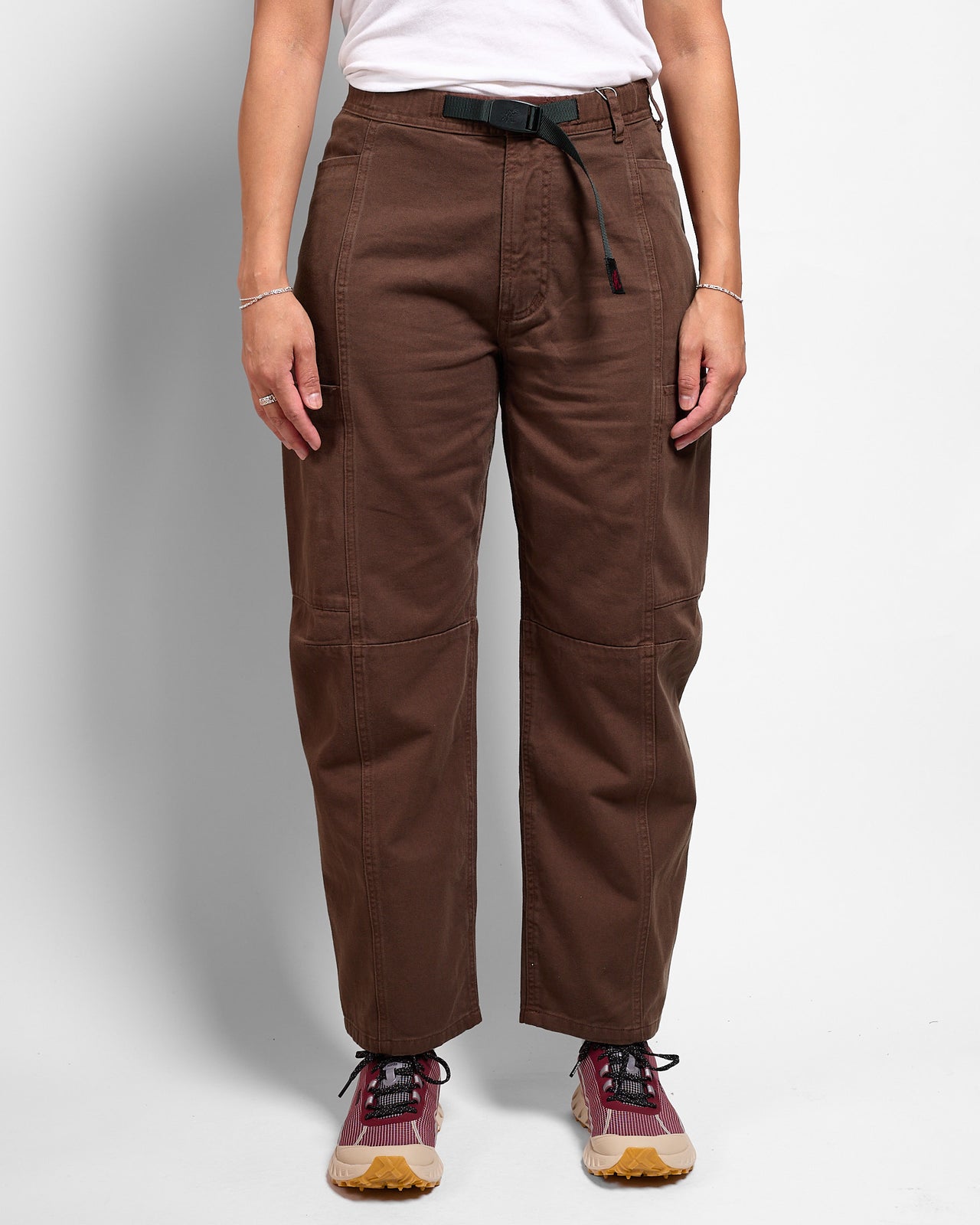W's Voyager Pant in Tobacco