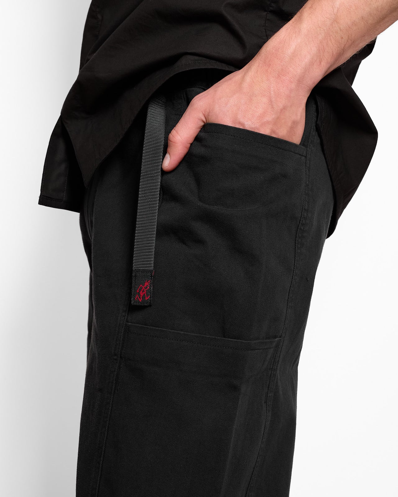M's Voyager Pant in Black