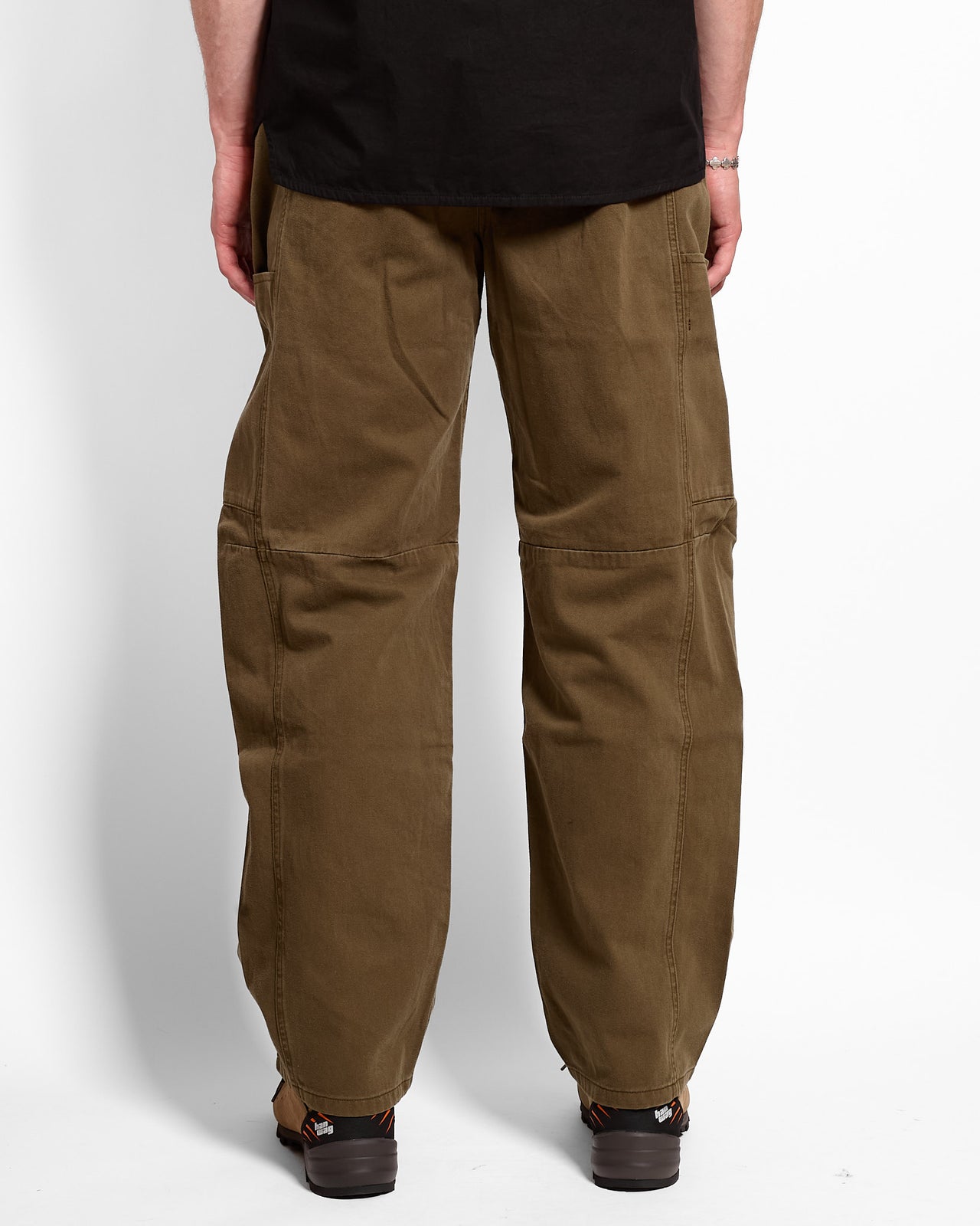 M's Voyager Pant in Bark Pigment