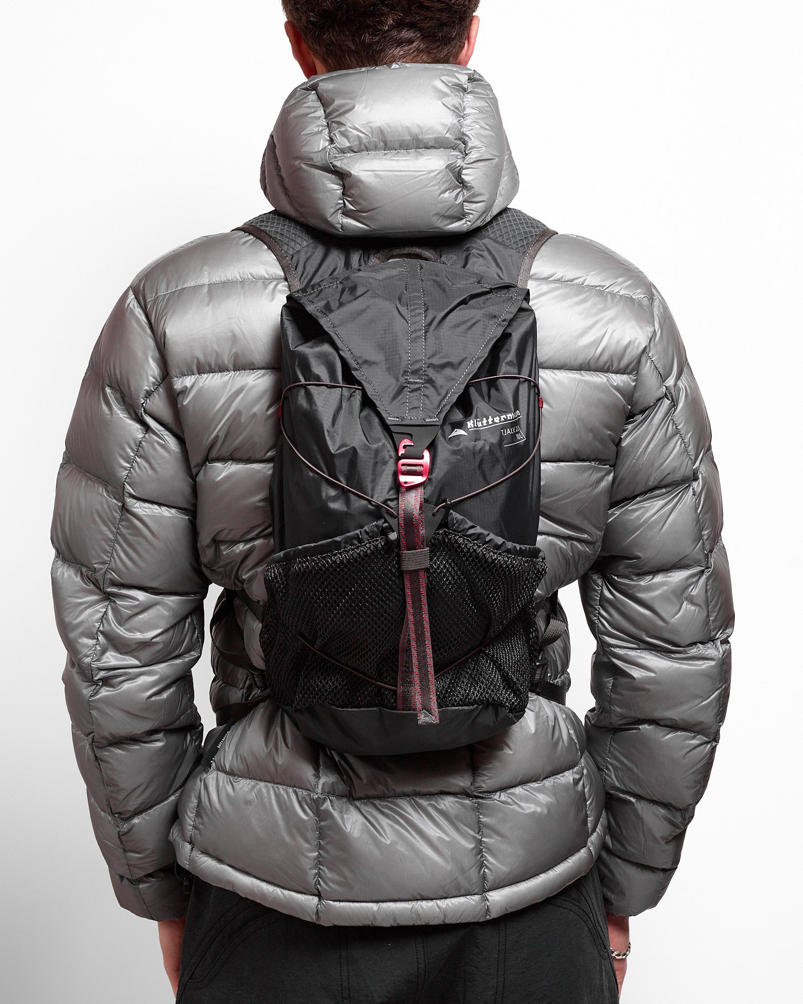 Tjalve 2.0 Backpack 10L in Raven ~ Windthrow